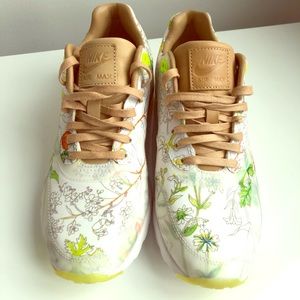 Liberty of London x Women’s Nike Air Force 1